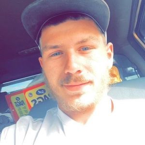 Meet your Posher, Devin